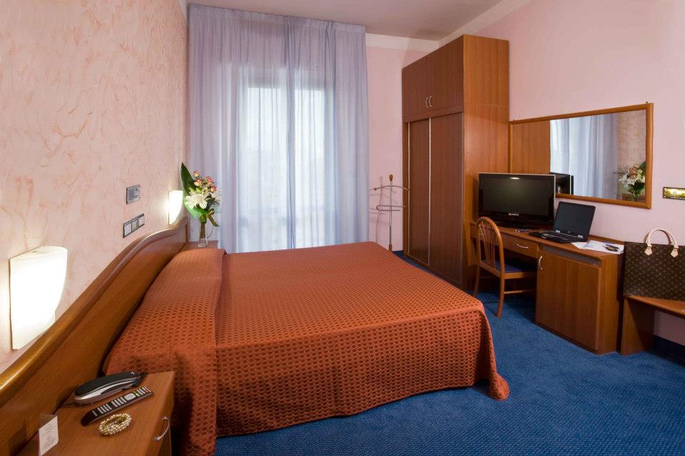 Hotel Due Mari 12/19