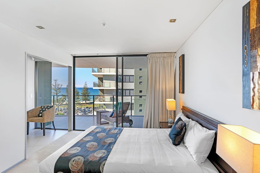 1 BEDROOM, OCEAN VIEW