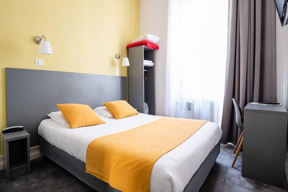 Hotel Au Patio Morand 23/36