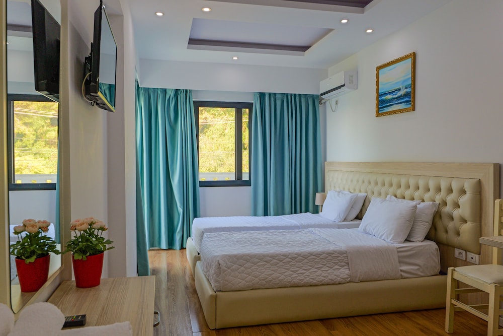 Hotel Iliria Sarande 30/67