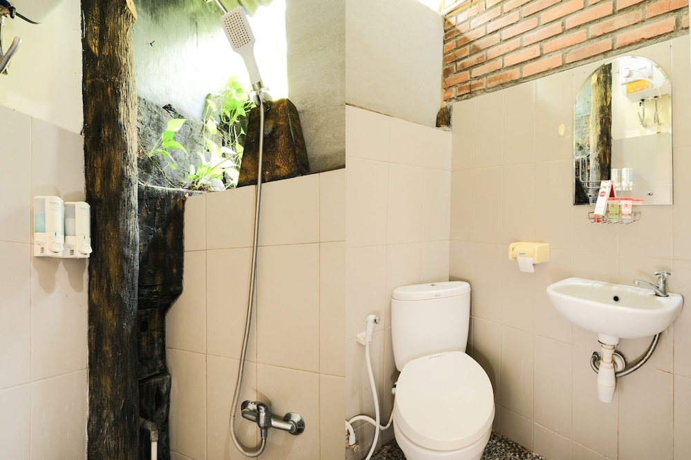 OYO 465 Alam Citra Bed & Breakfast 21/21