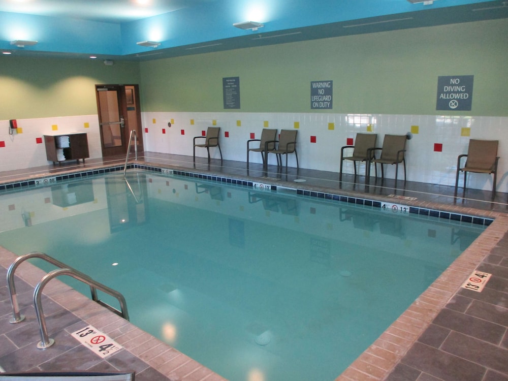 La Quinta Inn & Suites by Wyndham Jackson/Cape Girardeau 18/51