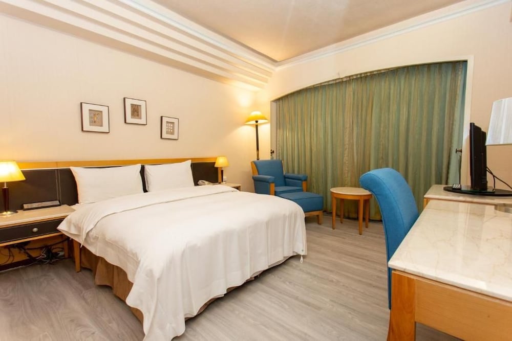 Ardi Hotel 25/45