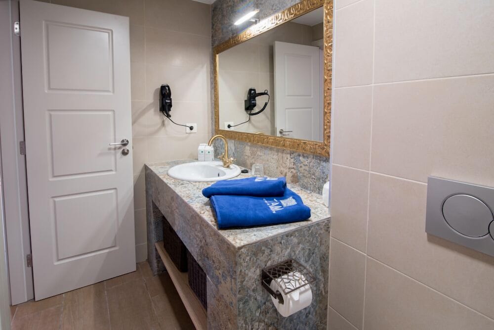 Alhambra Boutique by TAM Resorts 49/50