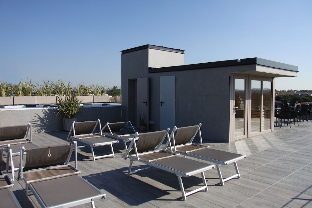 Hotel Berta 65/78