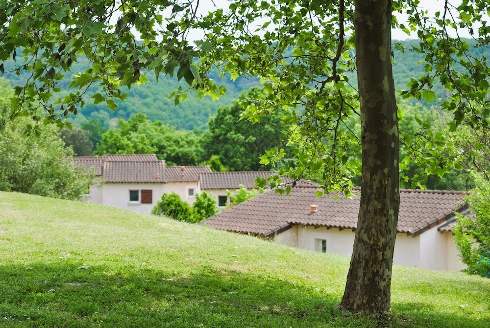Le Domaine des Cazelles by Ateya Vacances 27/50