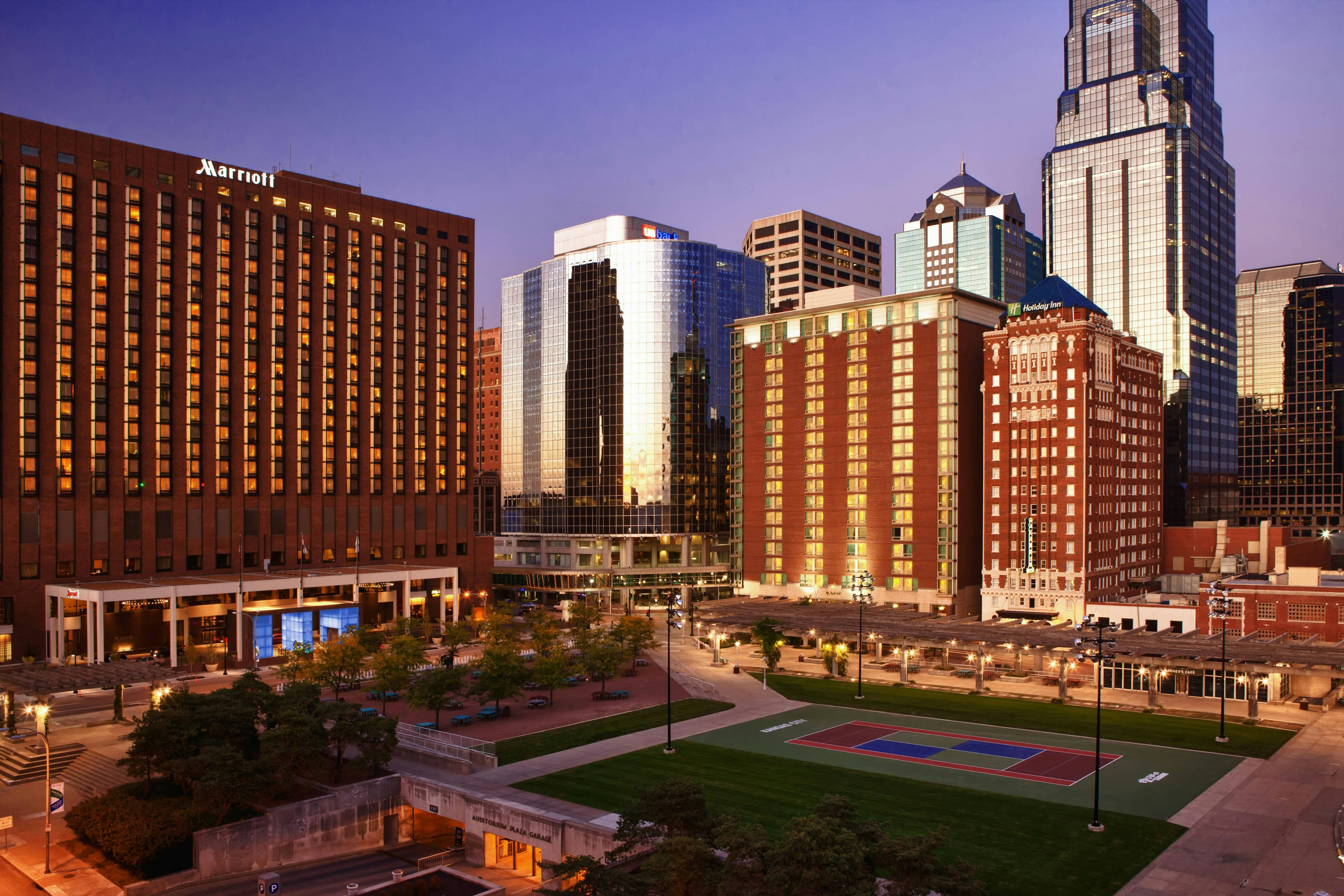 Kansas City Marriott Downtown 2/31