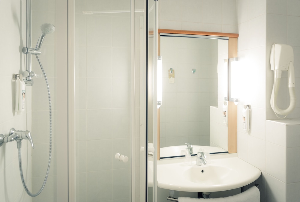 Ibis Madrid Fuenlabrada 65/68