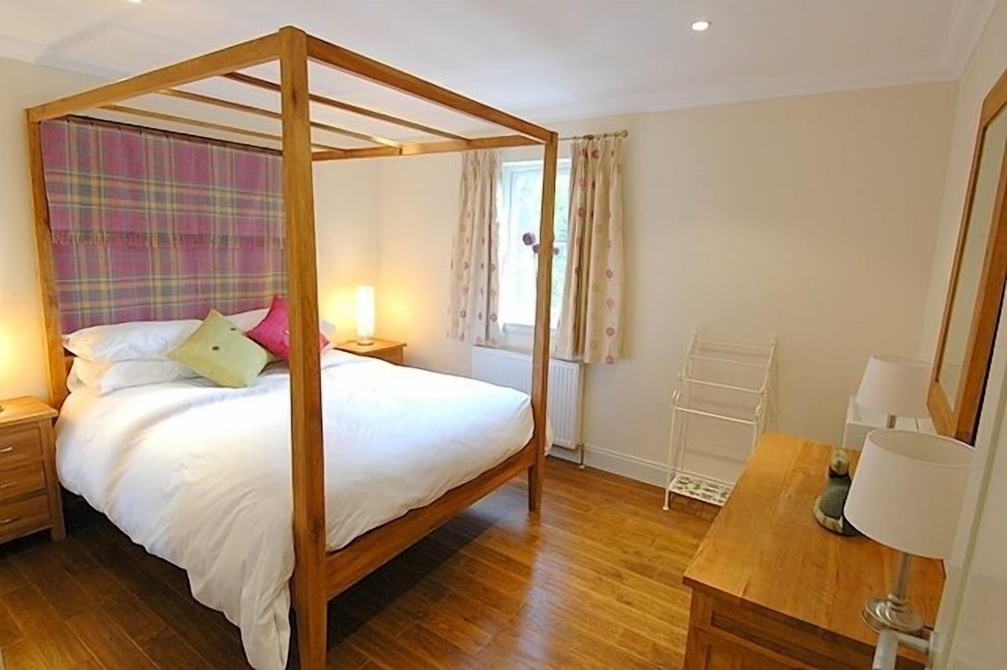bcc lochness cottages