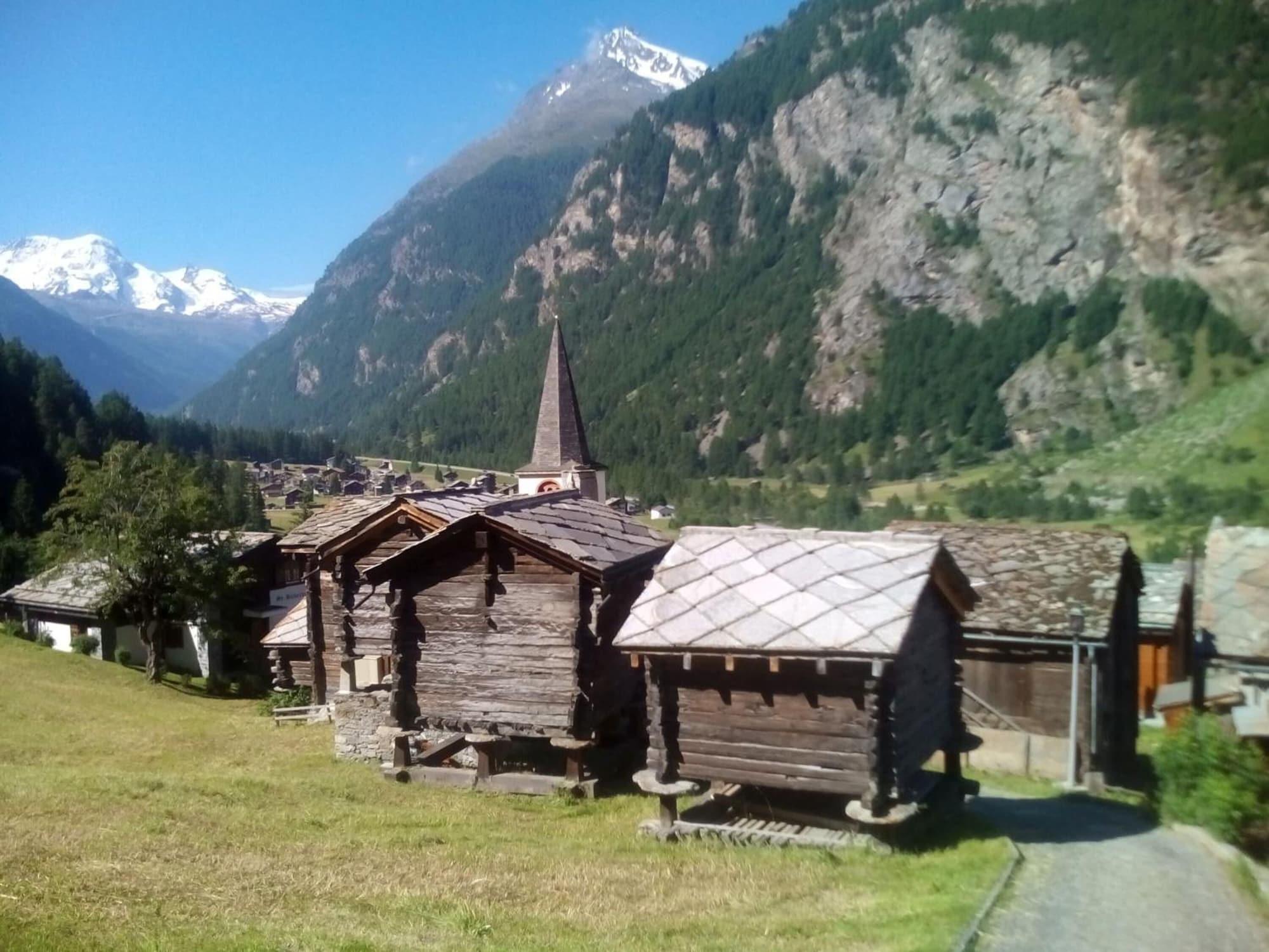 Hotel Klein Matterhorn Randa 29/34