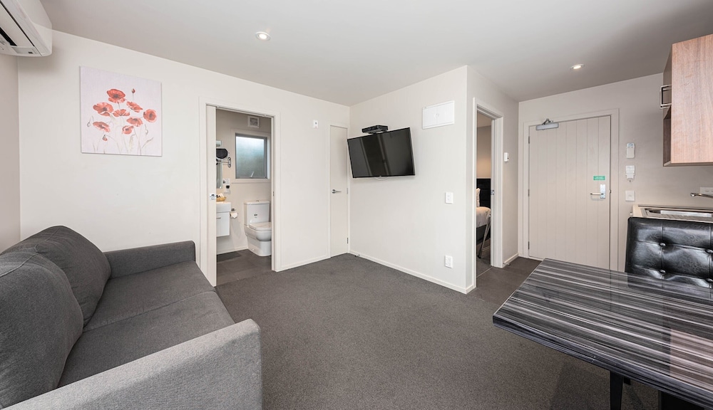 311 Motel Riccarton 49/71