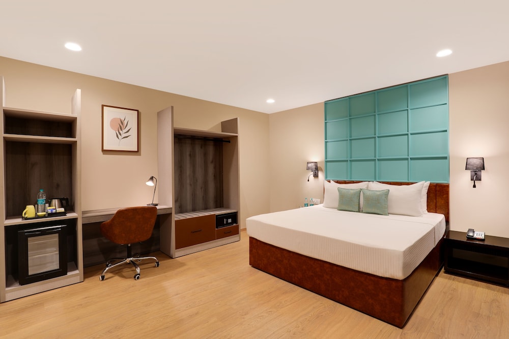 Royal Orchid Suites 23/58