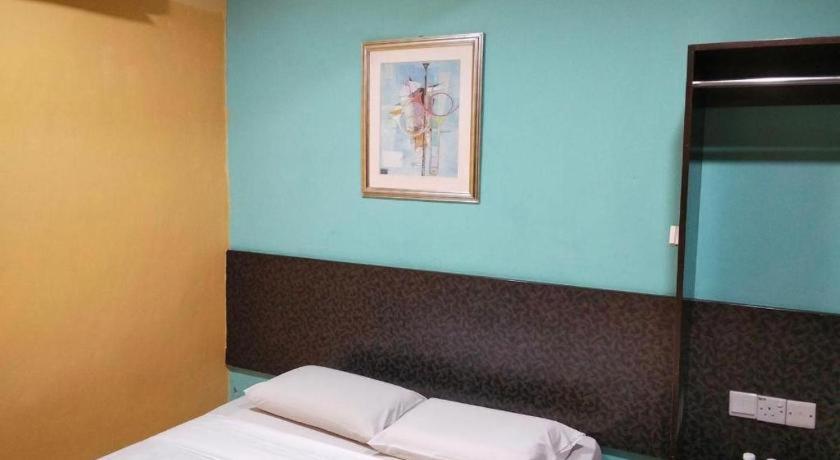Aristo Hotel At Putatan 23/56