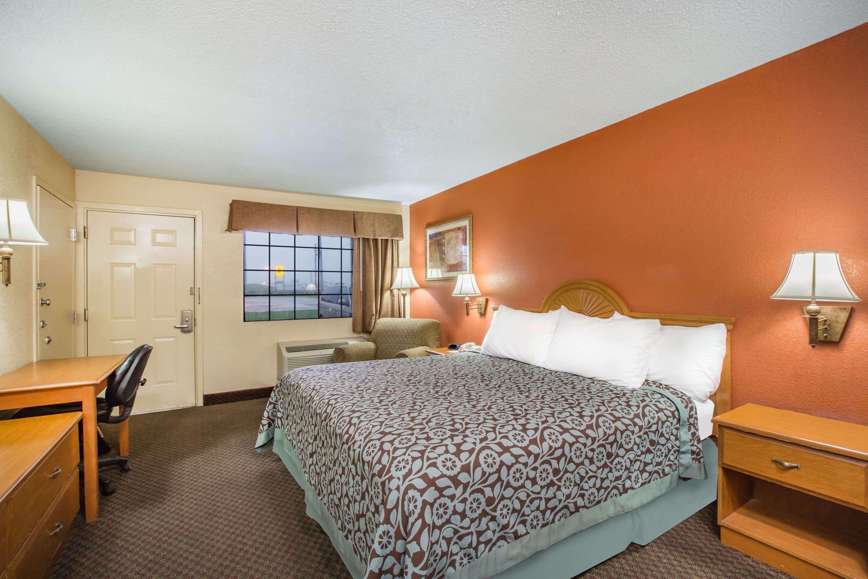 Room, King Bed