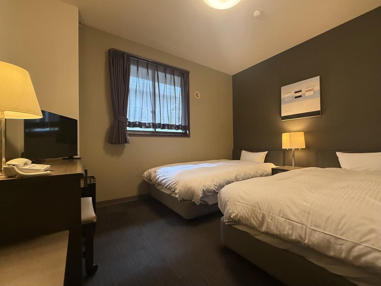 Standard, Twin Beds, Smoking