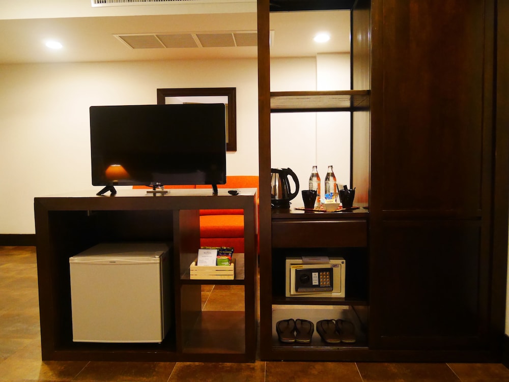 NANDA HERITAGE HOTEL 62/64