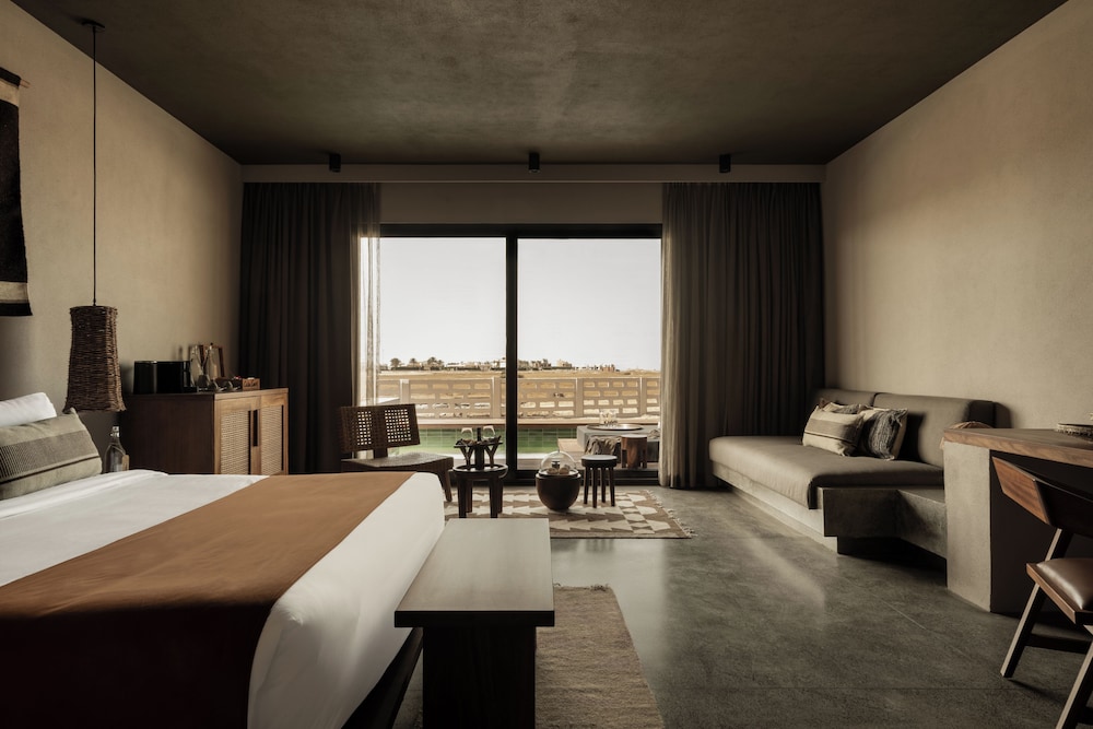 Swim Up, Junior Suite, Deluxe, King Bed