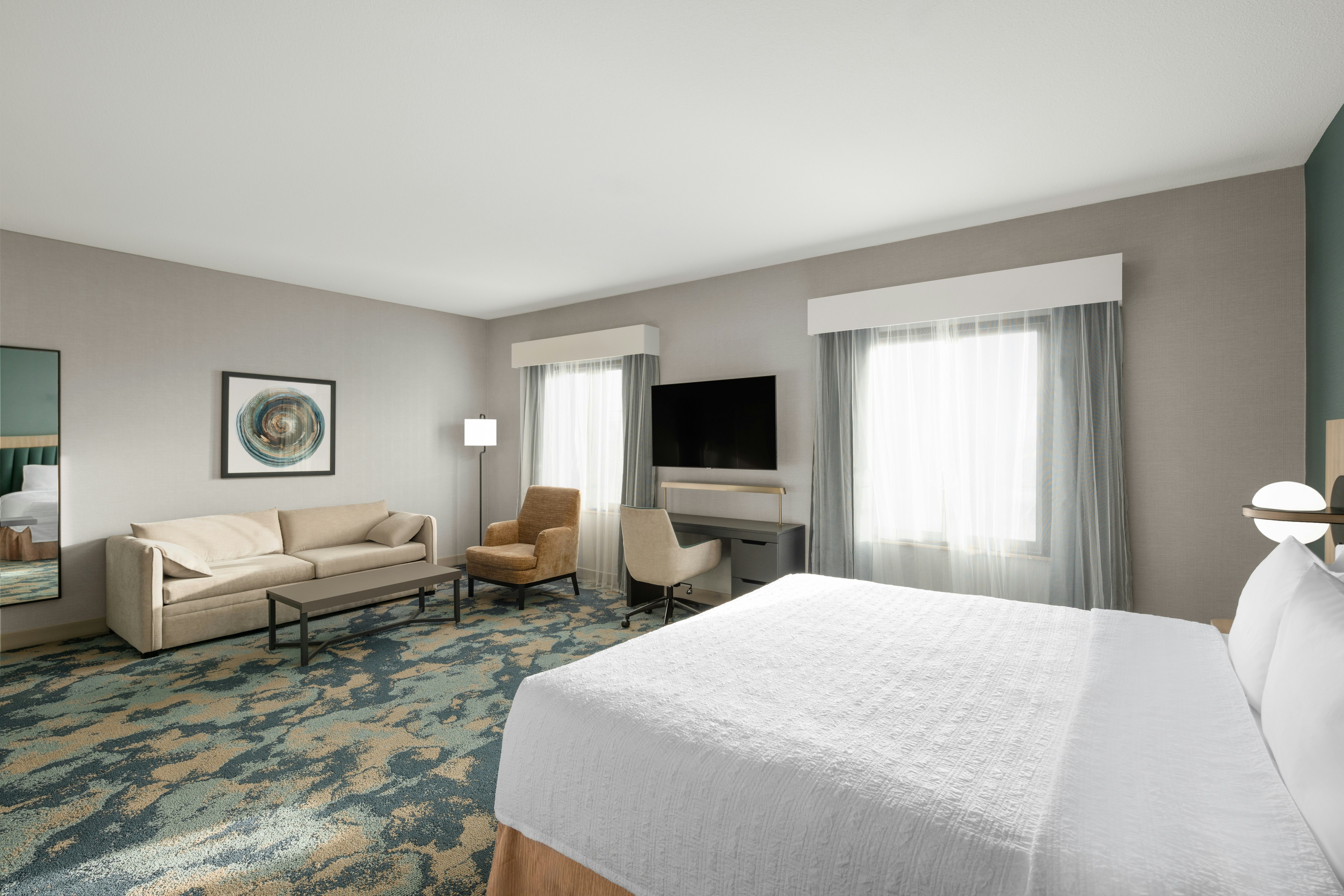 STUDIO, KING BED, ACCESSIBLE