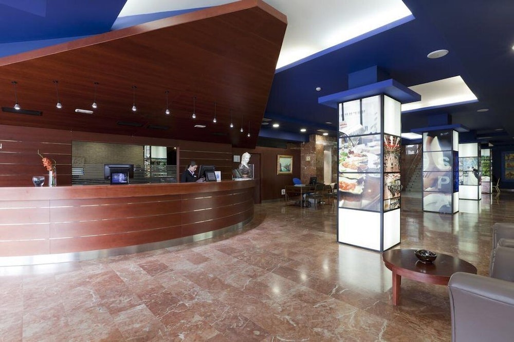 Olympia Hotel Events & Spa 5/50