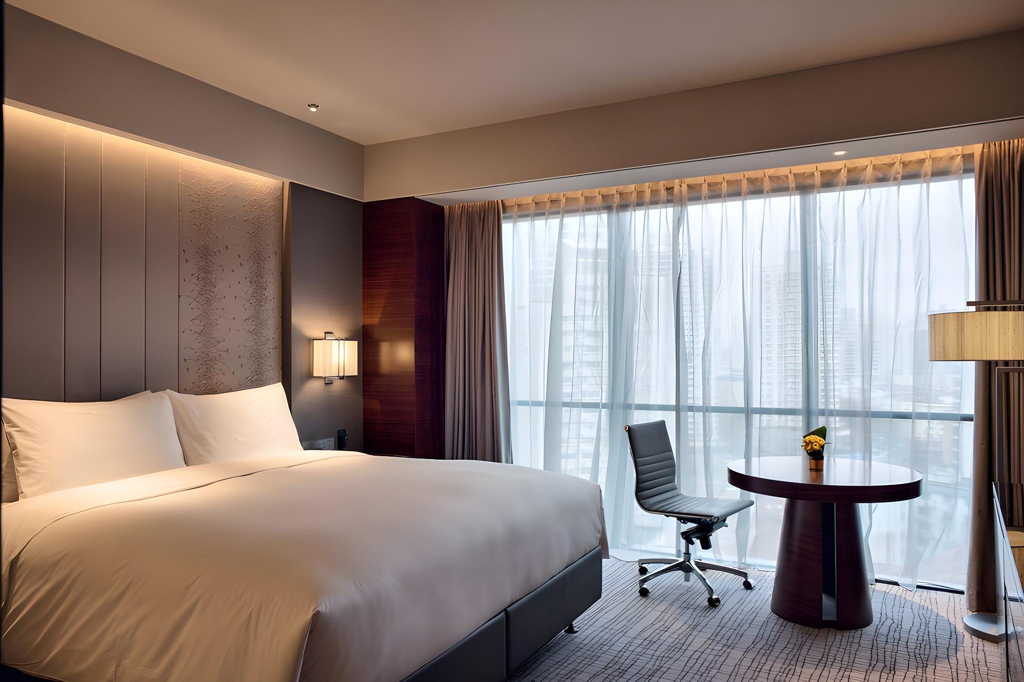 Premier, Deluxe, Executive, Double Bed
