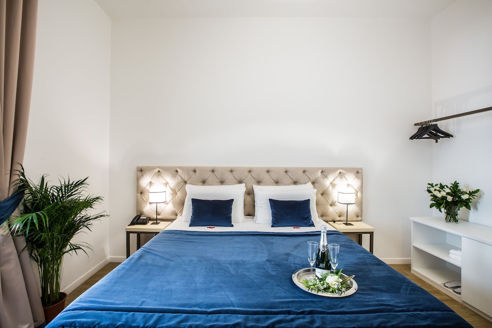 Chic Town Luxury Rooms 32/69