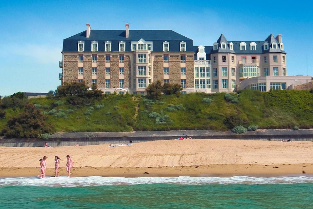 RESIDENCE REINE MARINE 69/71