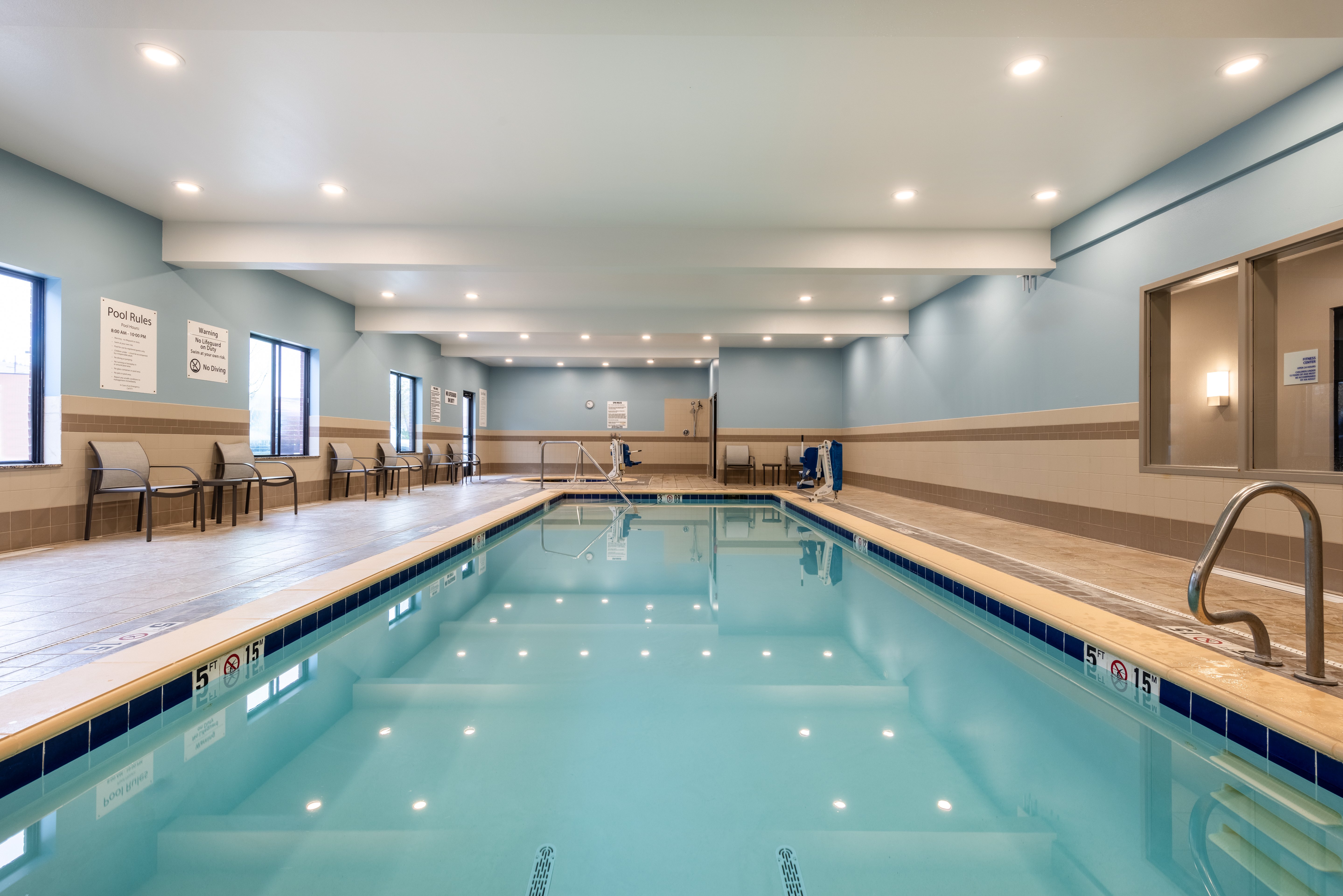 Holiday Inn Express Hotel And Suites Missoula Northwest 37/54