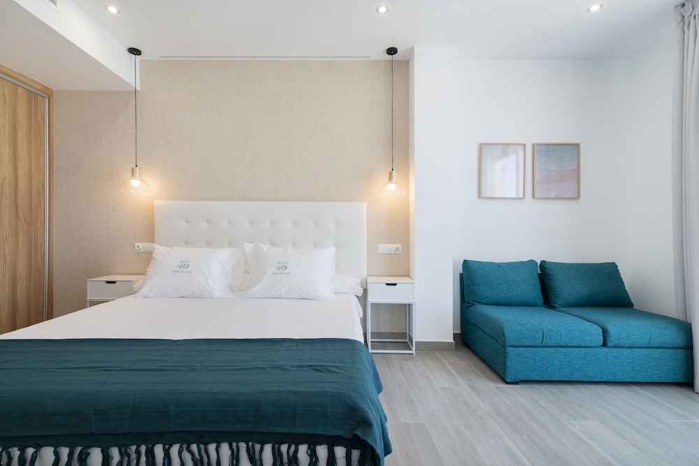 Nerja VG Hostal Boutique 15/25