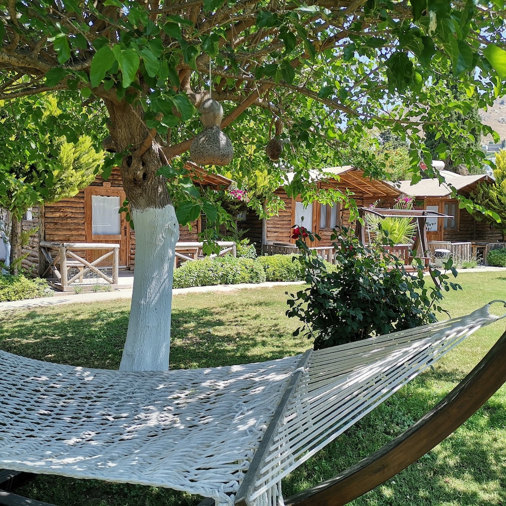 Pitos Bungalows 42/50