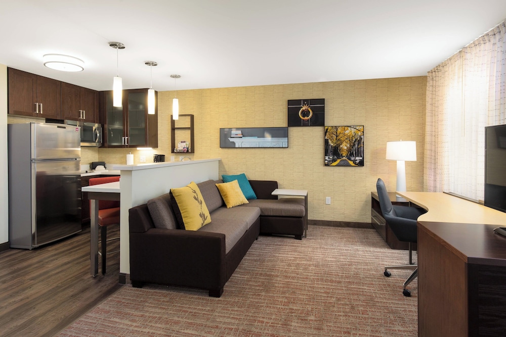 Residence Inn Denver Stapleton 33/53