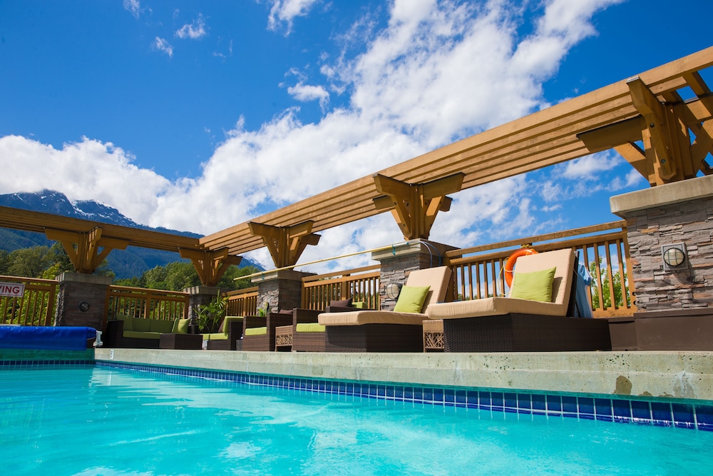 Executive Suites Hotel Resort Squamish 3/68