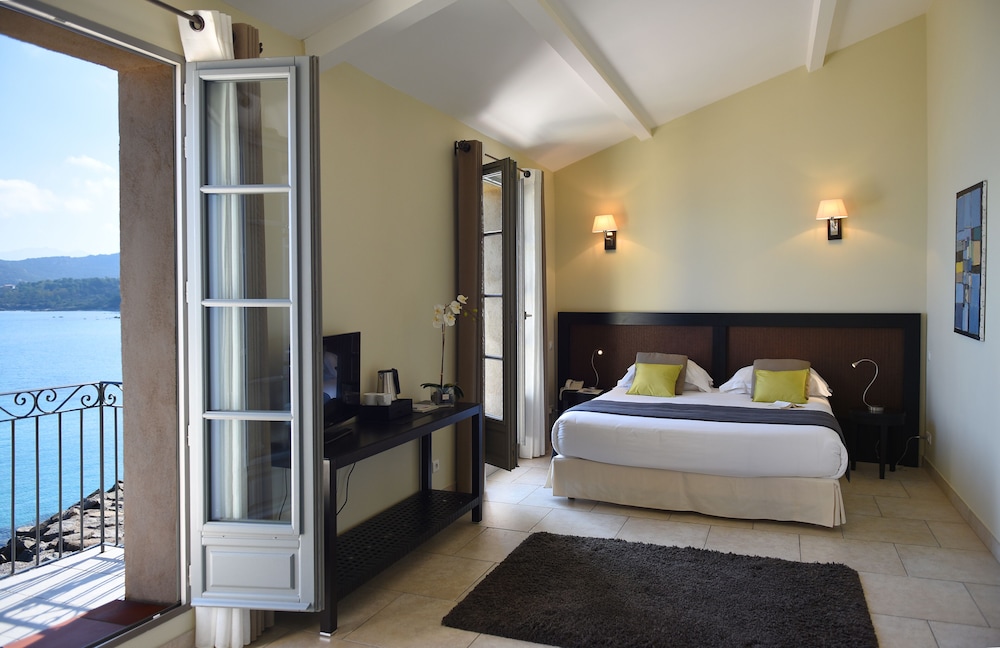 DELUXE, SUITE, KING BED, SEA VIEW, SOFA
