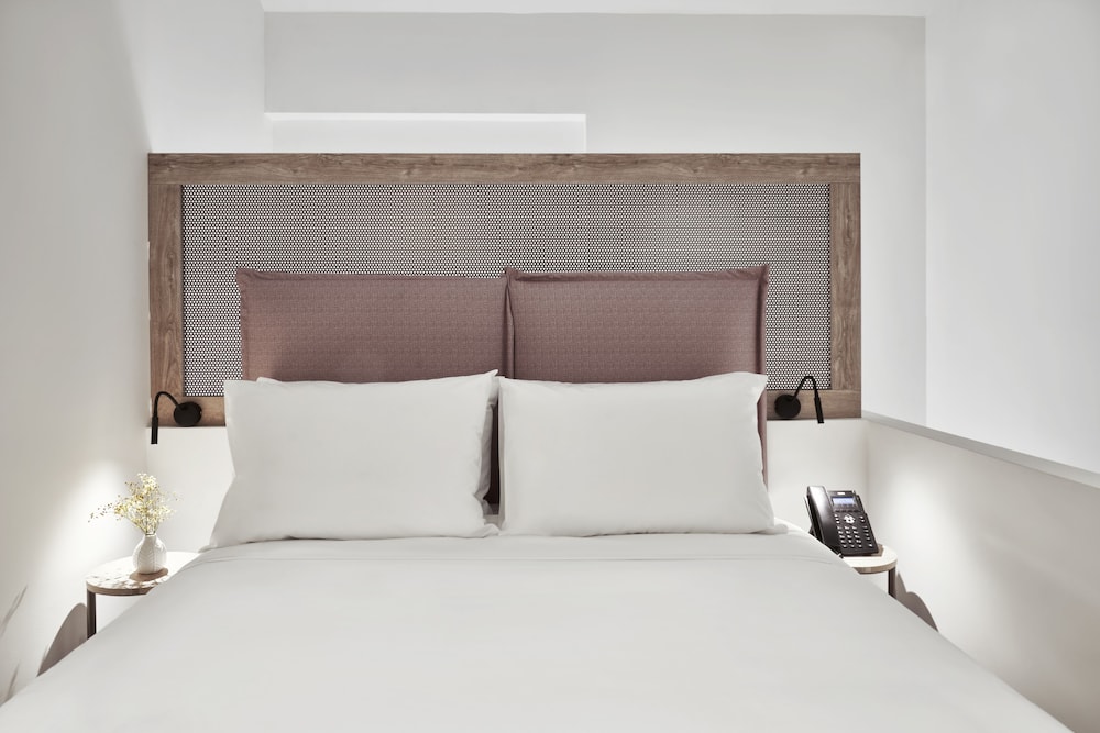 NLH Monastiraki | Neighborhood Lifestyle Hotels 24/50