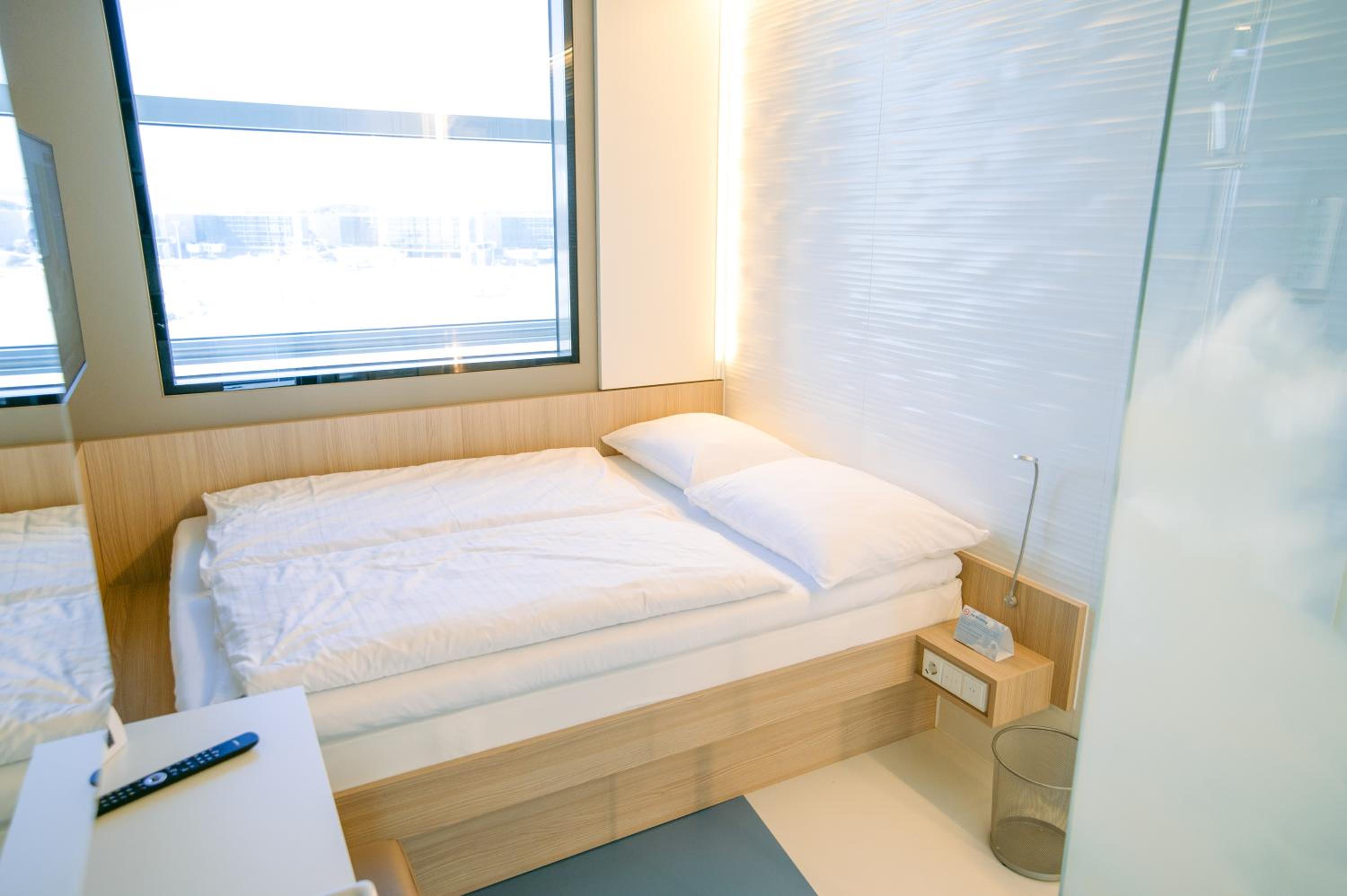 Inner, Single, Single Bed