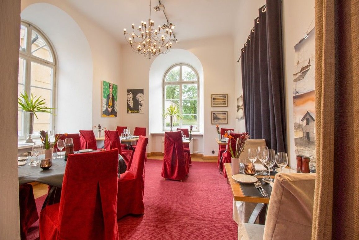 Ulfsunda Slott 30/47