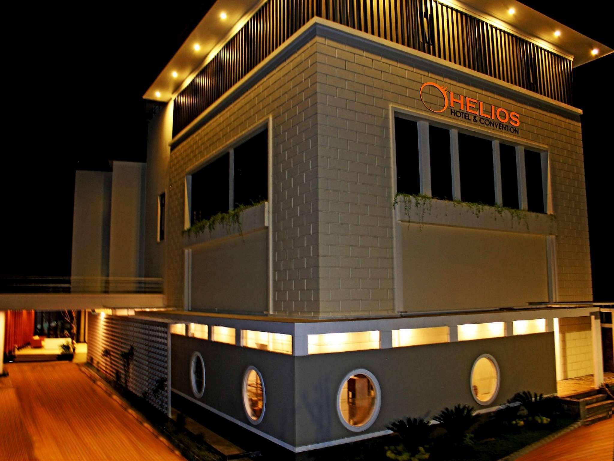 Helios Hotel Bone 2/48