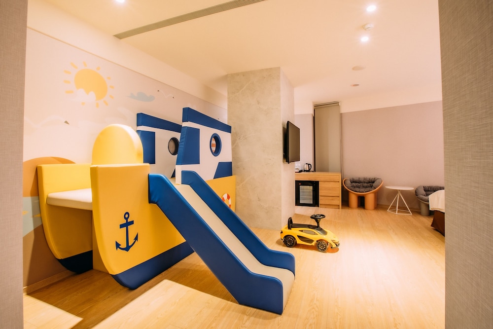 Mega Hotel Chiayi (ex. Hotel Discover) 41/63
