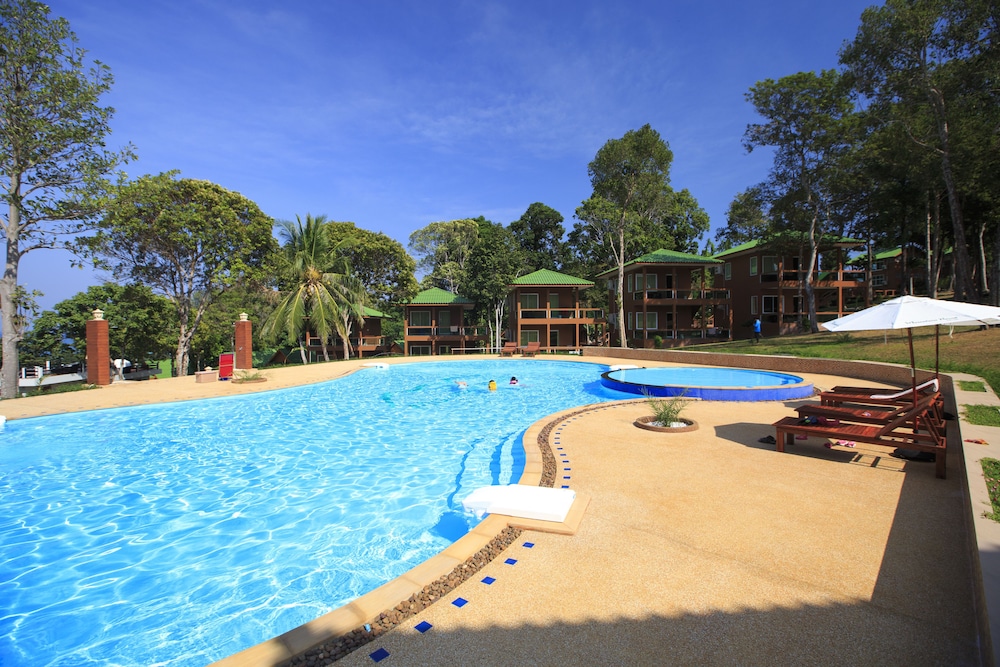 Mountain Resort Koh Lipe 58/70