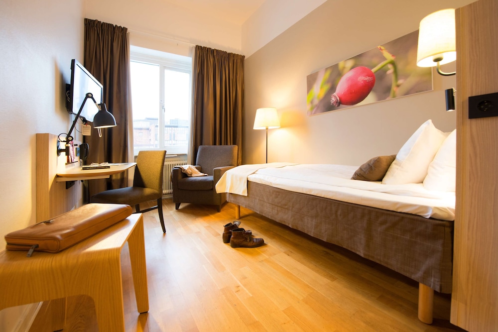 Nordic Buringen Hotel 6/30