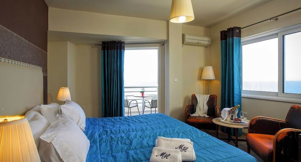 Mati Hotel 7/53