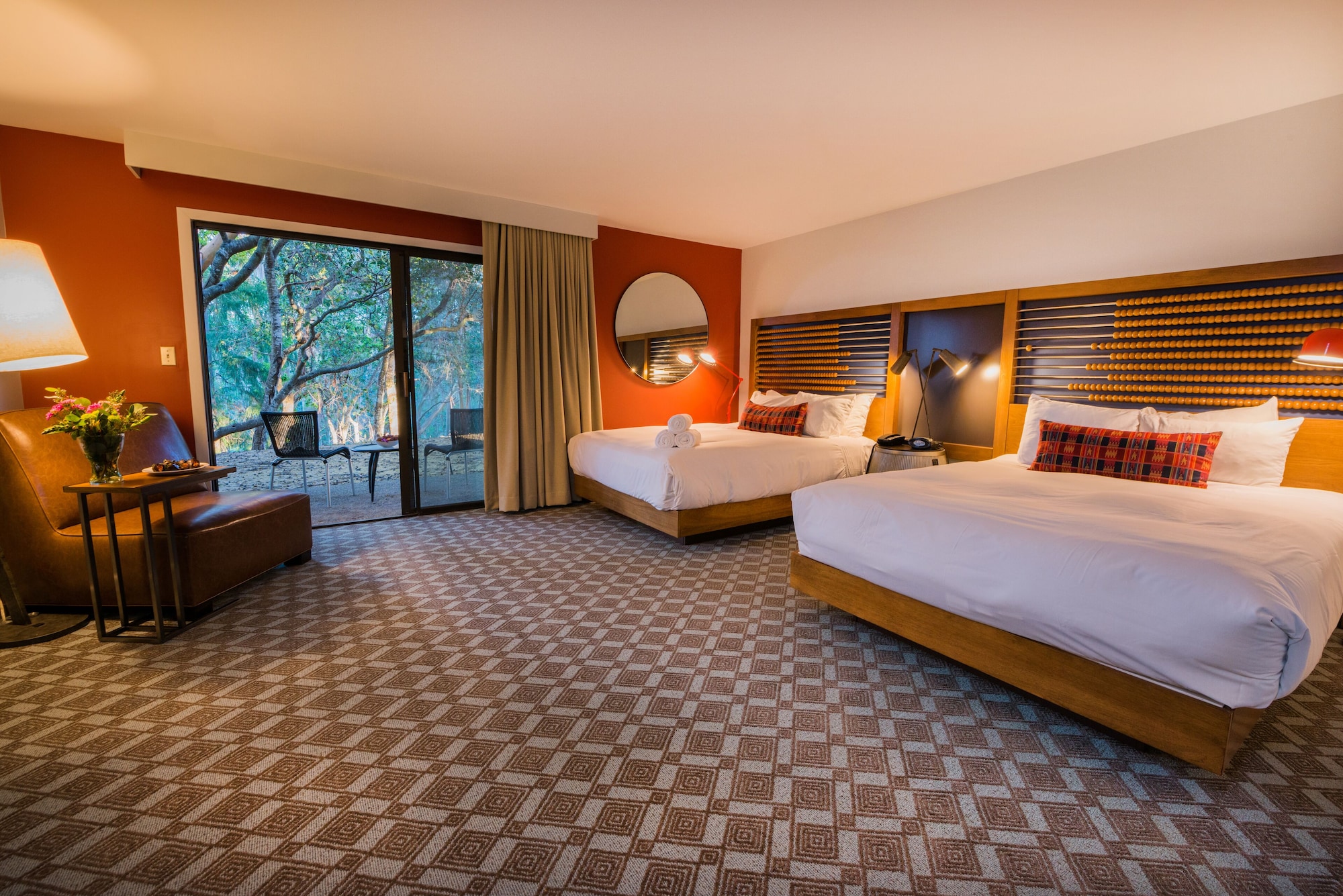 ROOM, 2 QUEEN BEDS, FOREST VIEW, PATIO