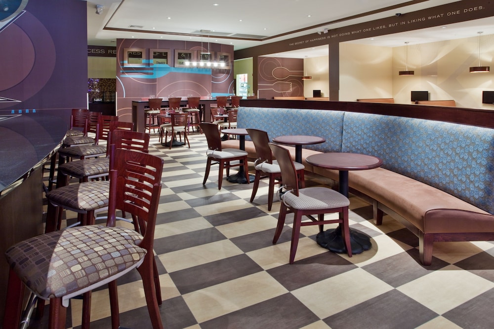 Holiday Inn Macon North 62/79