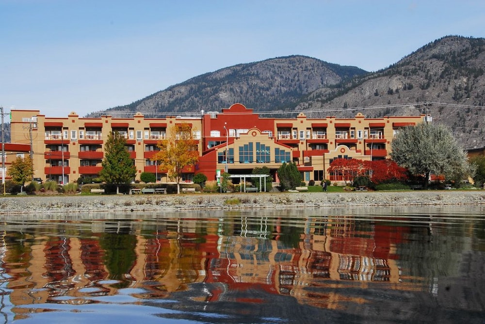 Holiday Inn Osoyoos 1/81