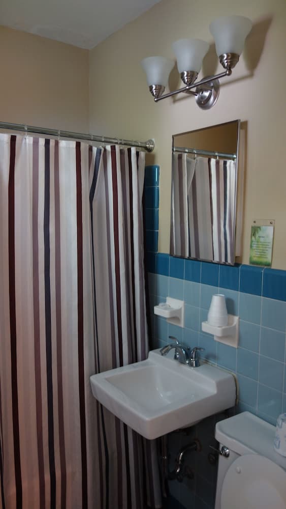 Ocean Inn 44/50