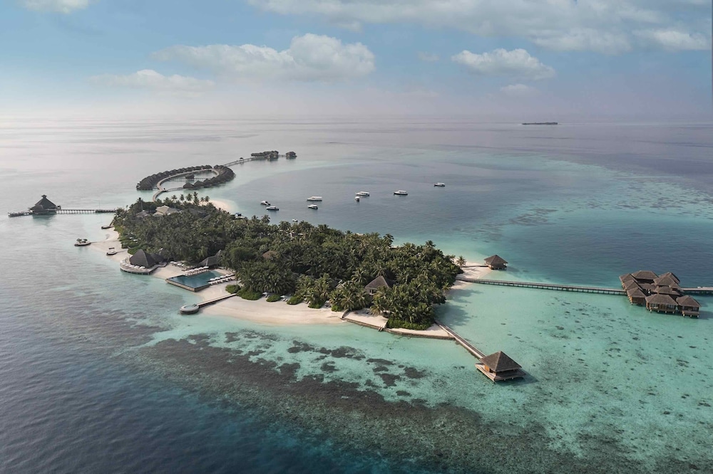 Huvafen Fushi 100/105