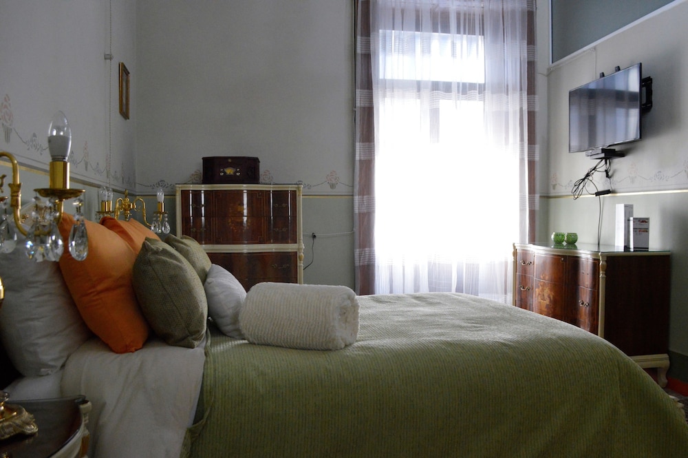 SMALL LUXURY HOTEL AZCAMI 39/50