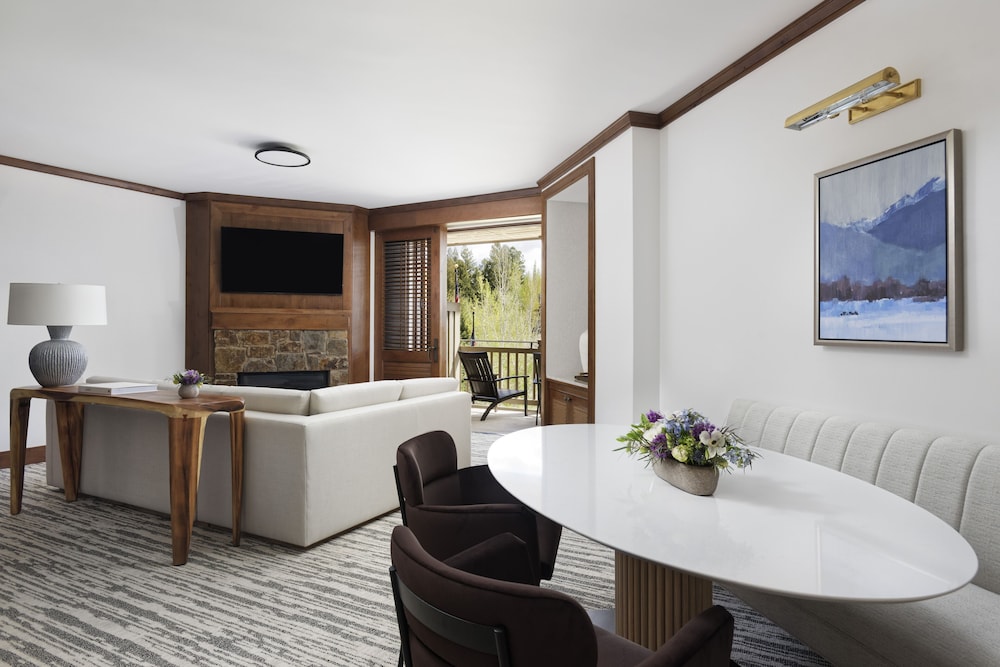 Four Seasons Resort and Residences Jackson Hole 51/80