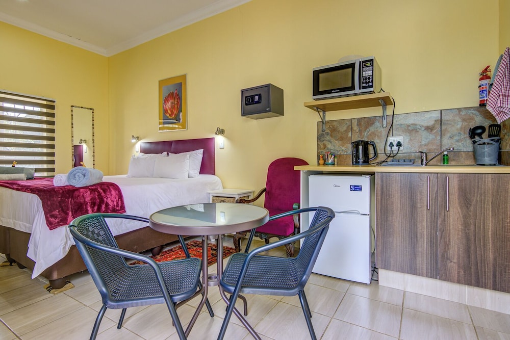 Edenvale Guest House 14/22