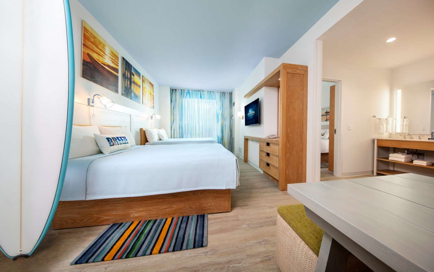 Universal's Endless Summer Resort - Dockside Inn and Suites 6/25
