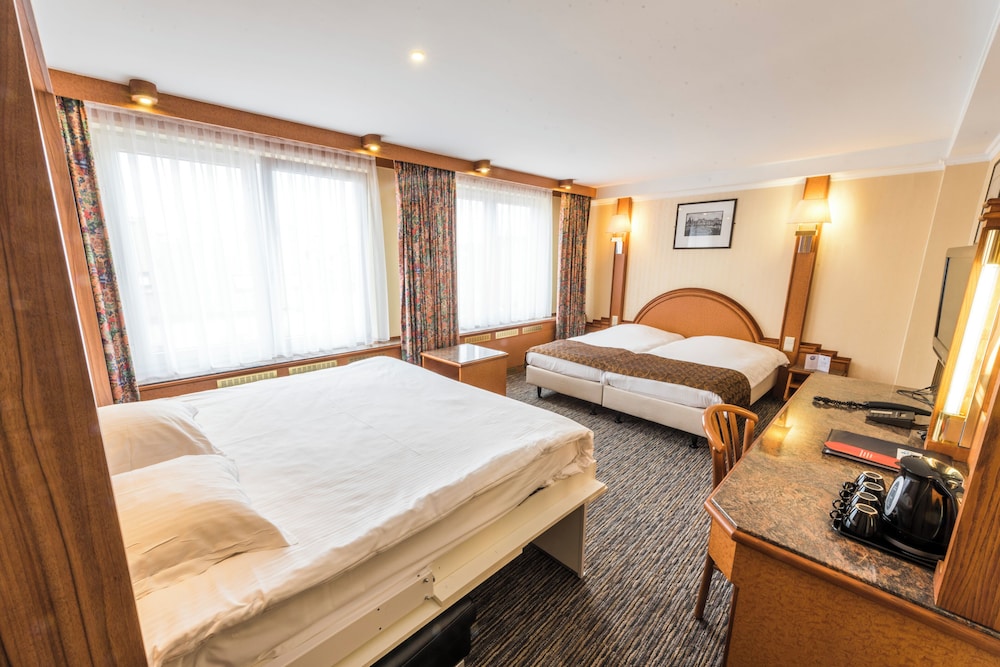 HOTEL BERO 10/45